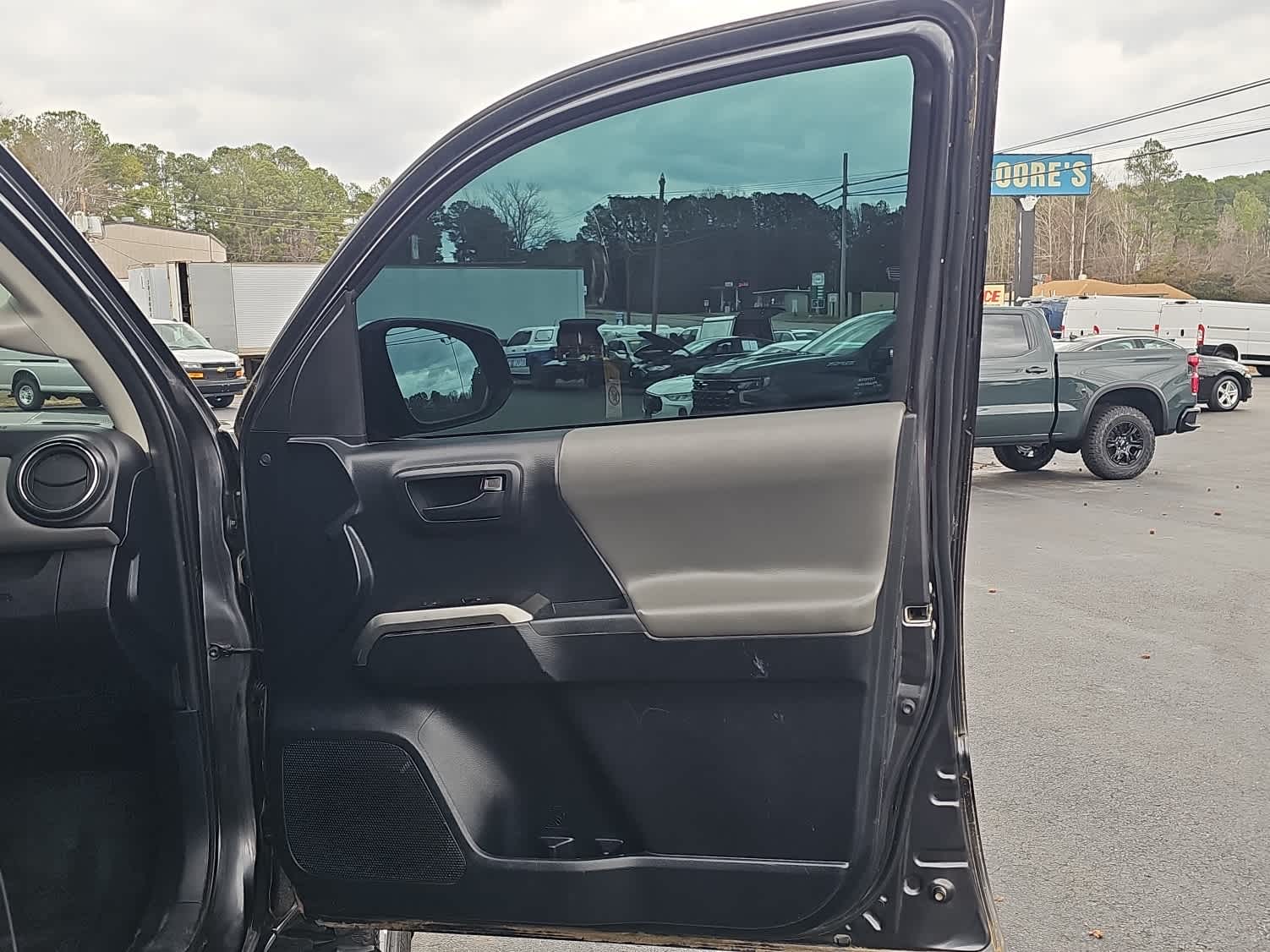 2019 Toyota Tacoma 4WD SR