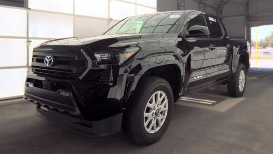 2025 Toyota Tacoma 4WD SR