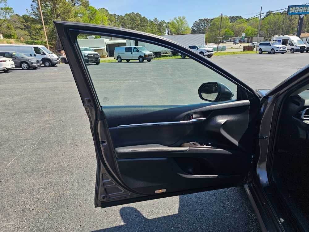 2023 Toyota Camry XLE