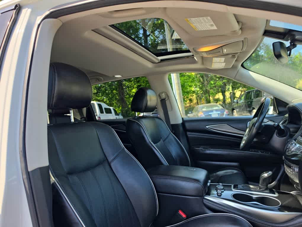 2017 INFINITI QX60 Base