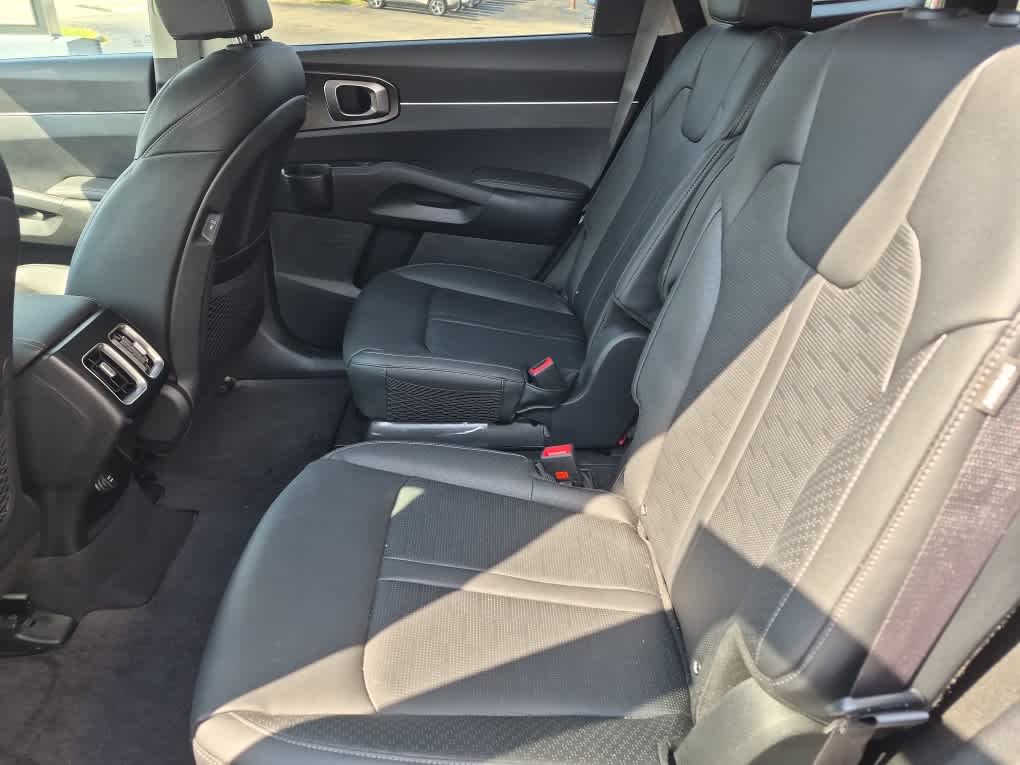 2025 Kia Sorento Hybrid EX