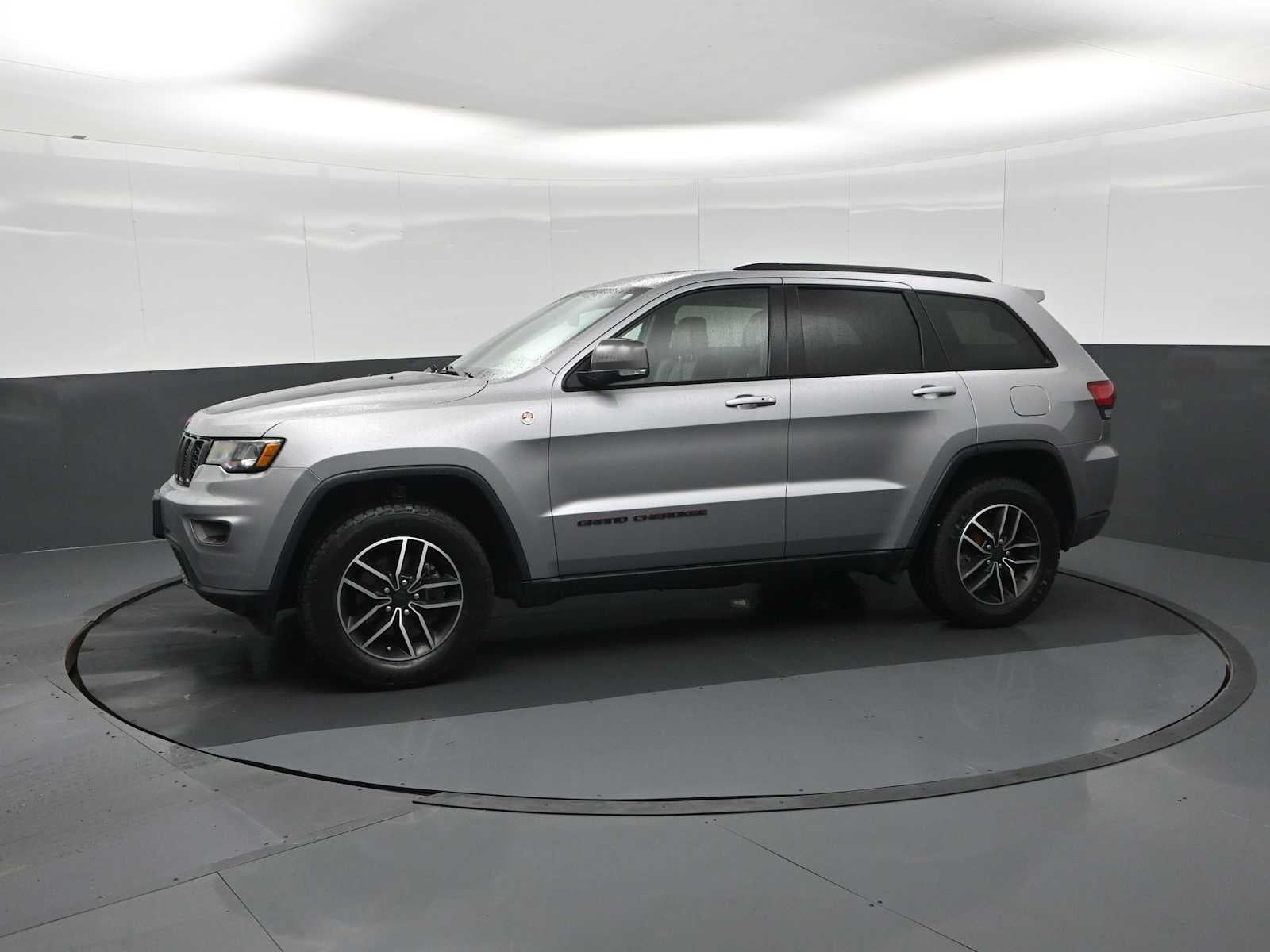 2020 Jeep Grand Cherokee Trailhawk