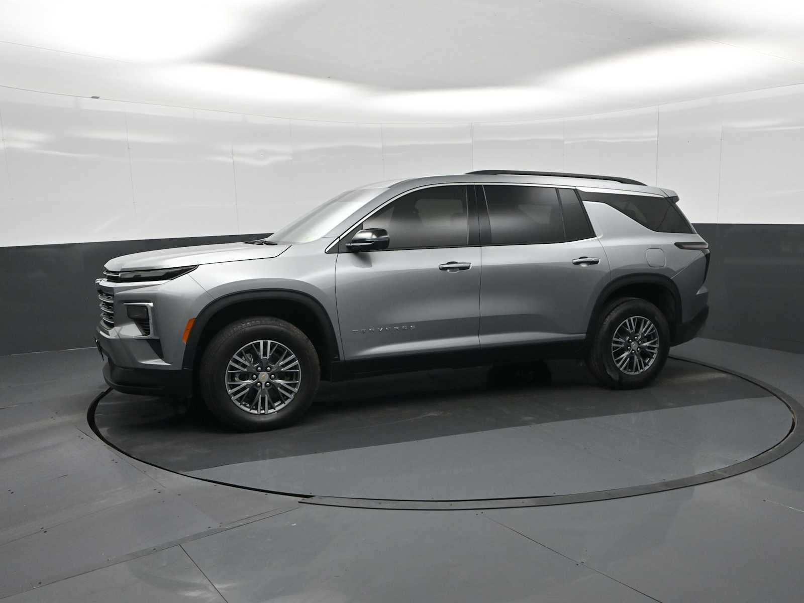 2024 Chevrolet Traverse FWD LT