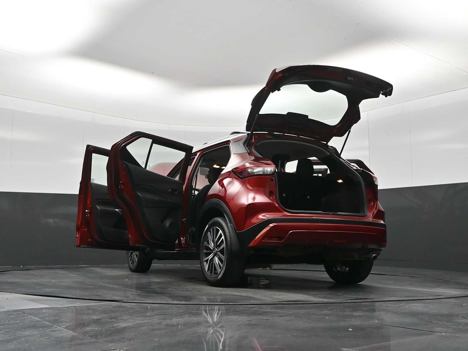 2022 Nissan Kicks SV