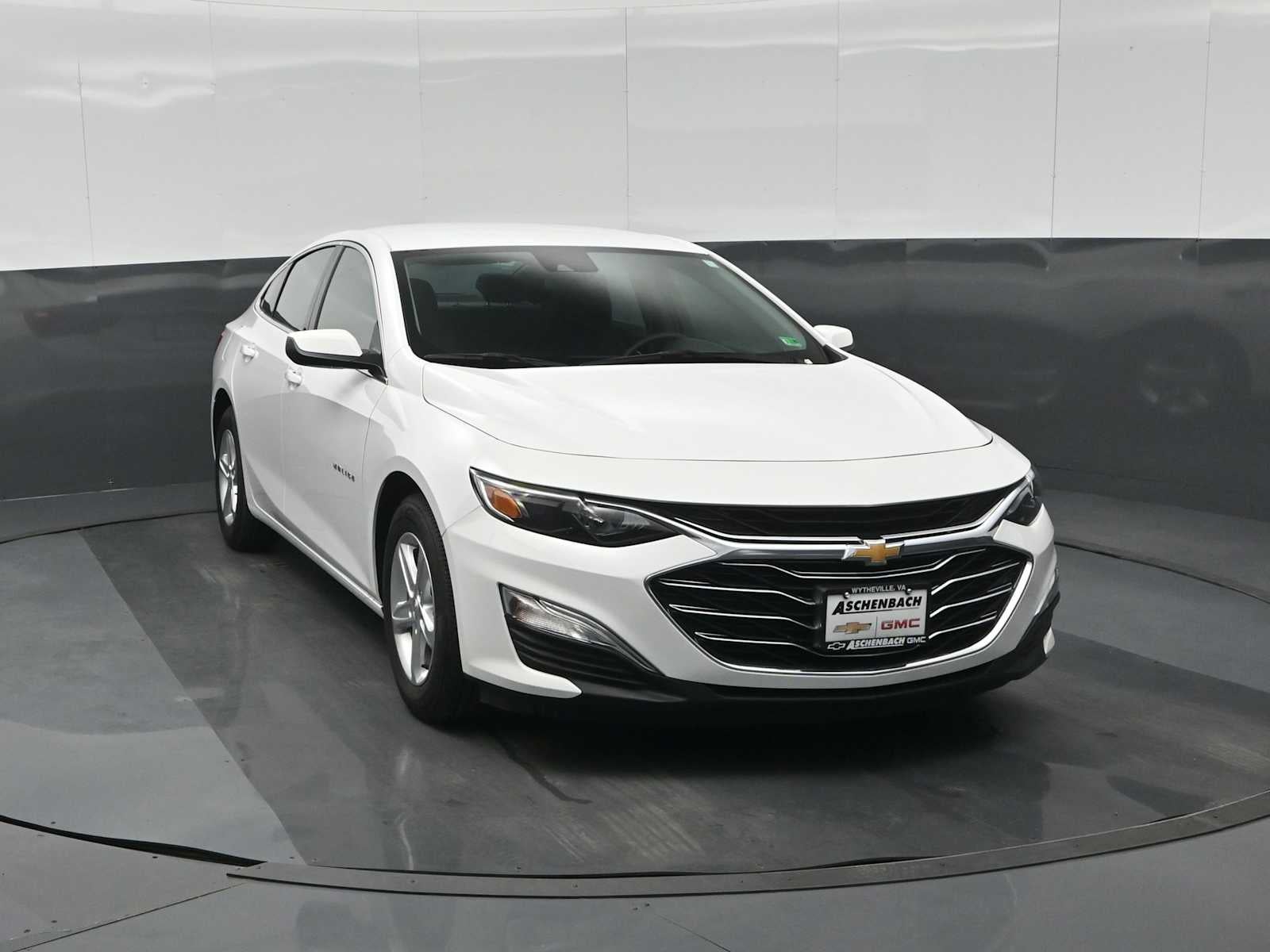 2025 Chevrolet Malibu LS