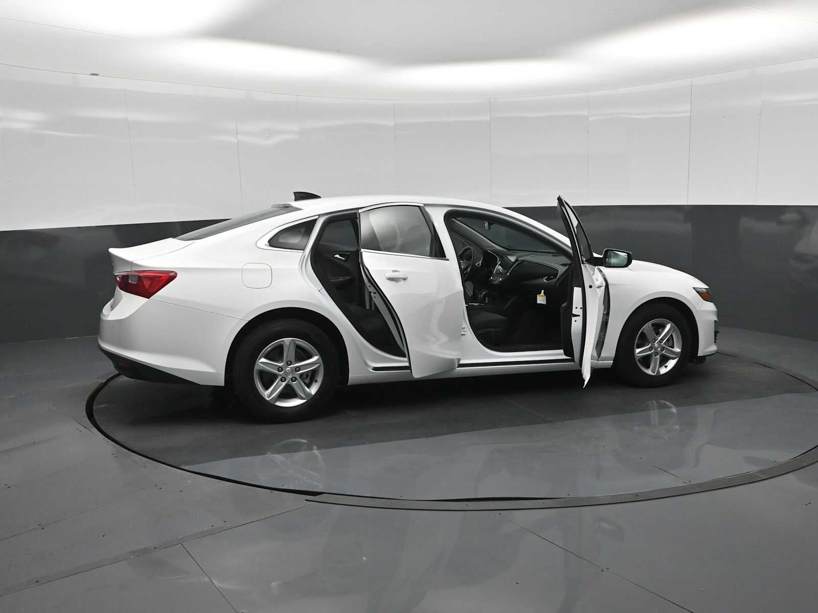 2025 Chevrolet Malibu LS