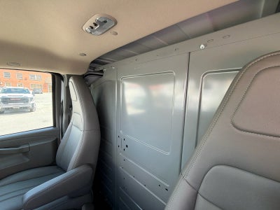2025 Chevrolet Express Cargo WT