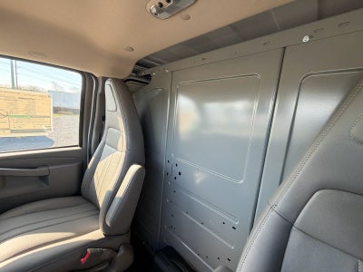 2025 Chevrolet Express Cargo WT