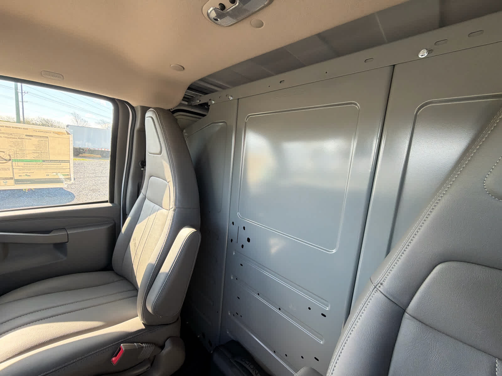 2025 Chevrolet Express Cargo WT