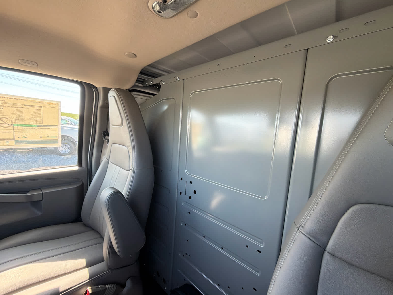 2025 Chevrolet Express Cargo WT