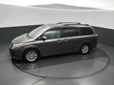 2015 Toyota Sienna XLE